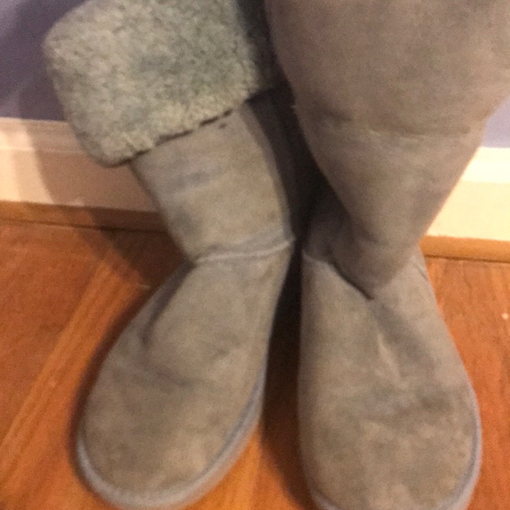 Tall dark blue Uggs